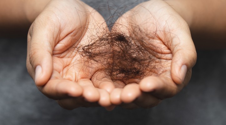 Red Light Therapy Increased Hair Growth 37% In Females & Males With Androgenetic Alopecia